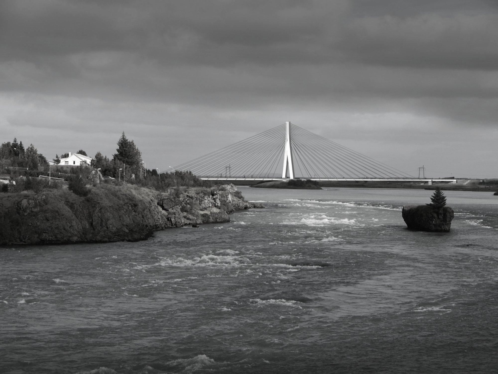 Hvernig byggir maður brú?